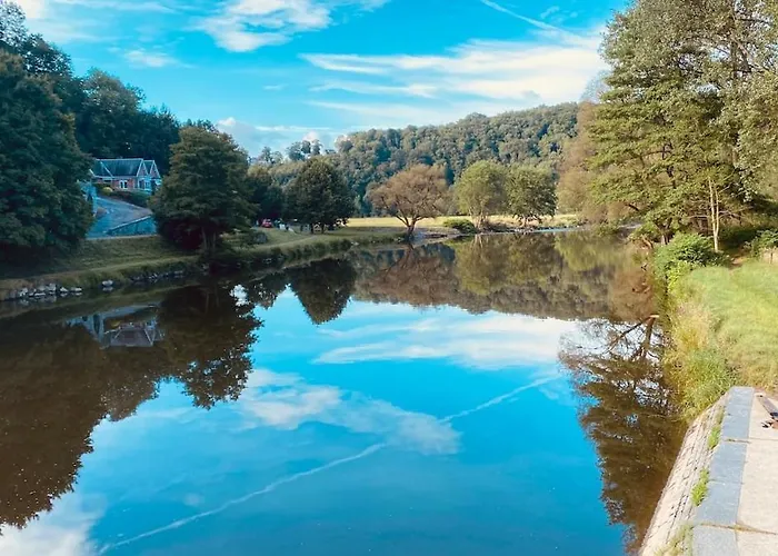 Theriverside * Mellet