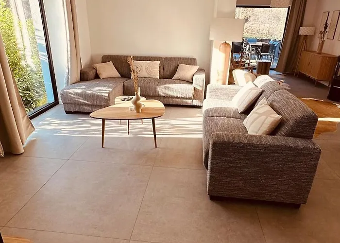 Holiday home Theriverside *