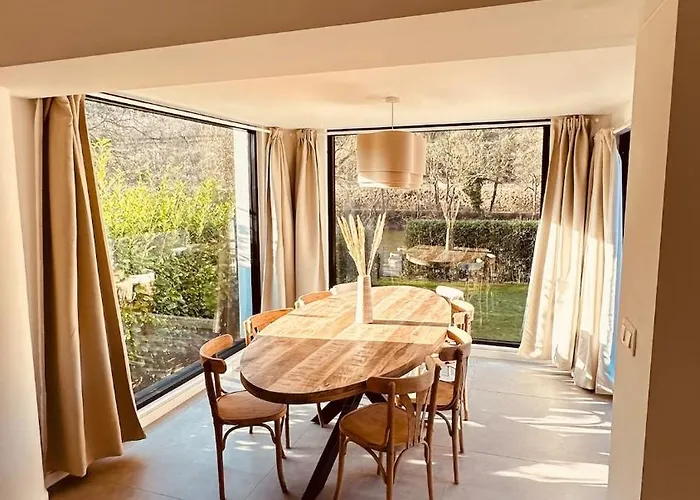 Theriverside * Mellet