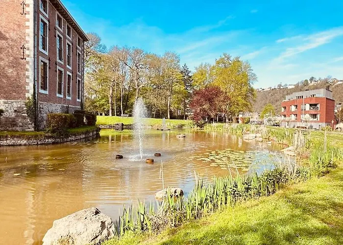 Theriverside Holiday home