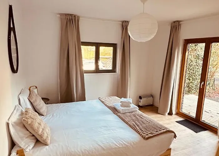 Theriverside * Mellet